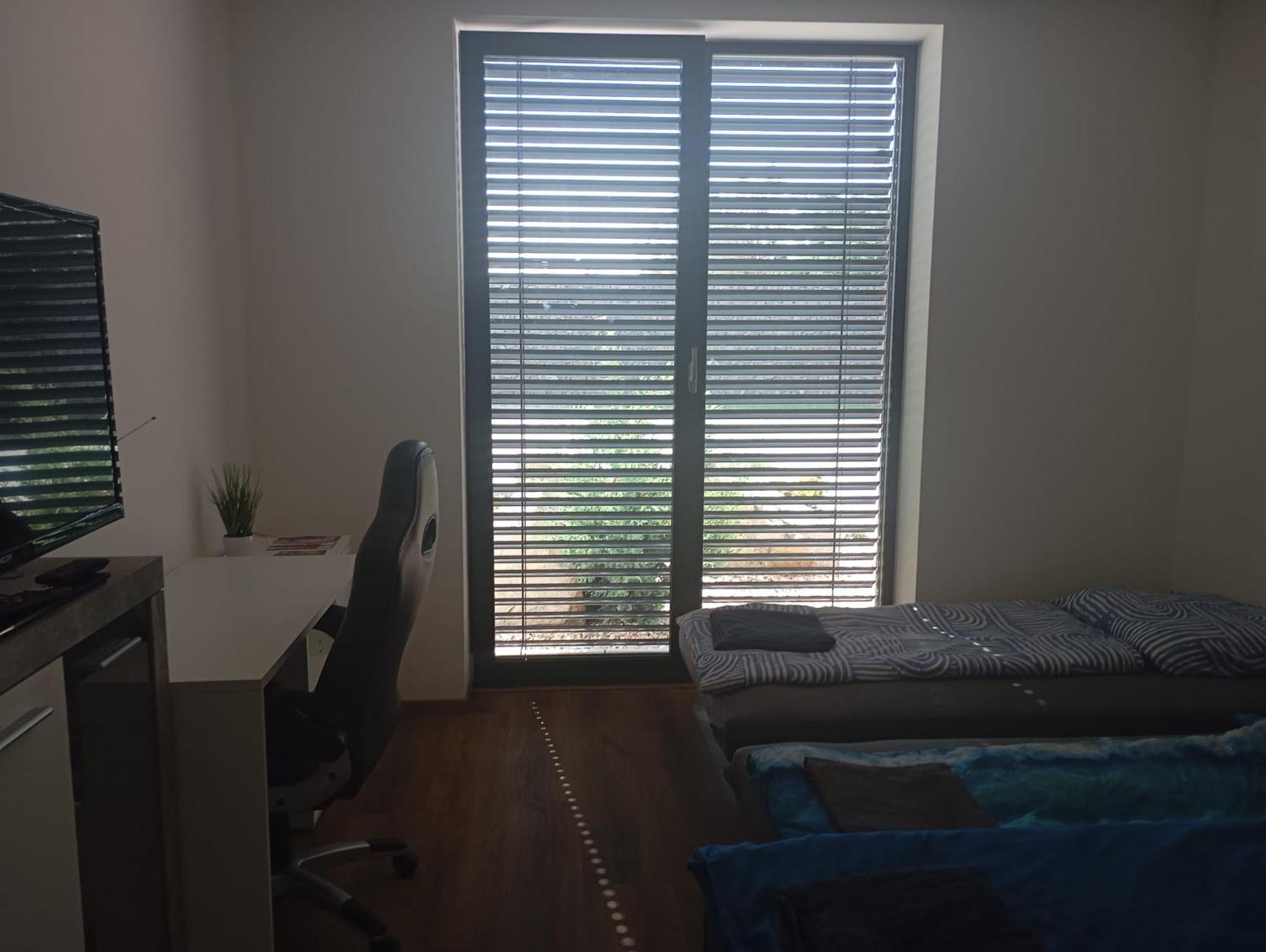 Moderni Pokoj S Parkovanim Zdarma Brno Luaran gambar