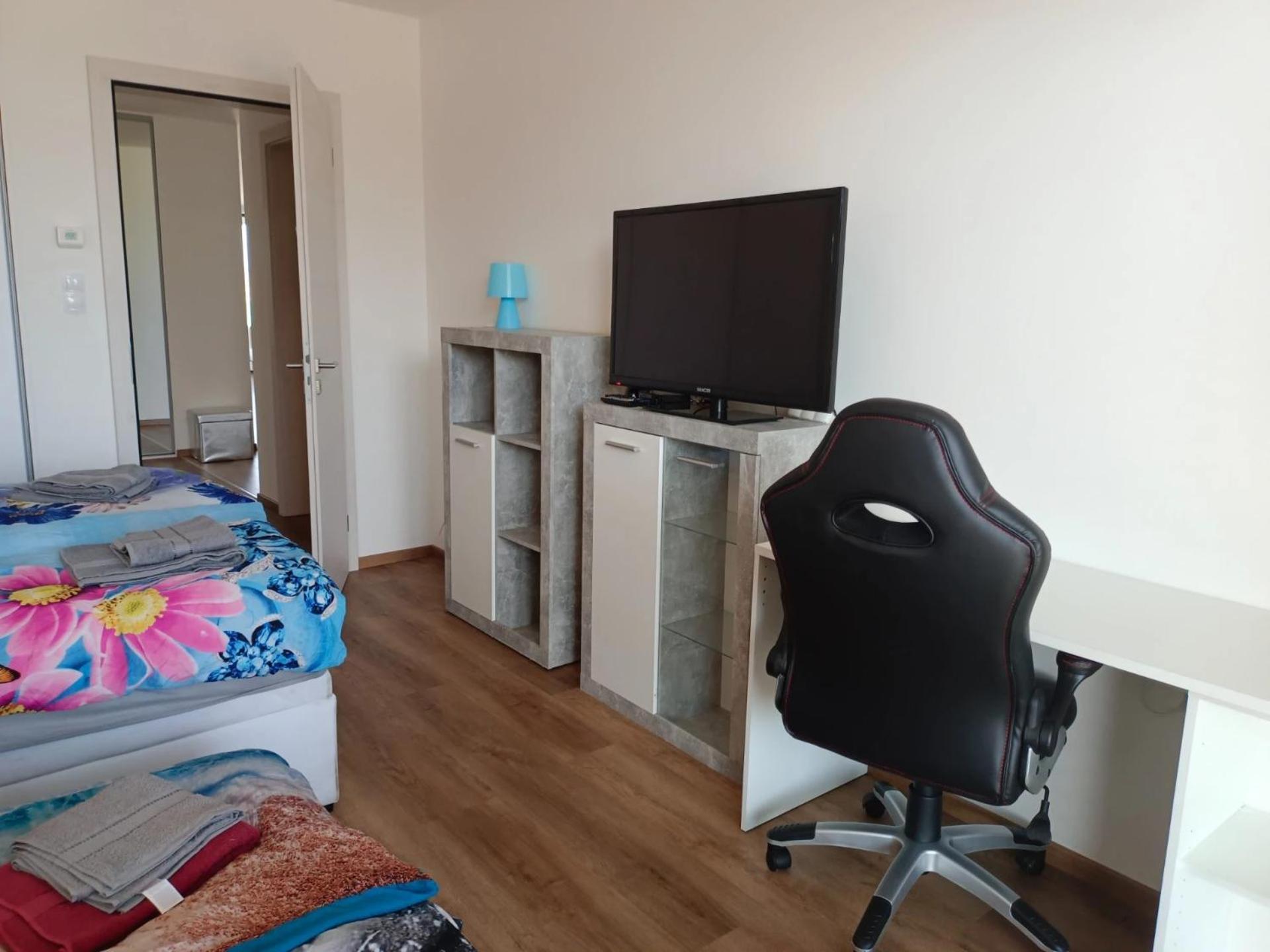 Moderni Pokoj S Parkovanim Zdarma Brno Luaran gambar
